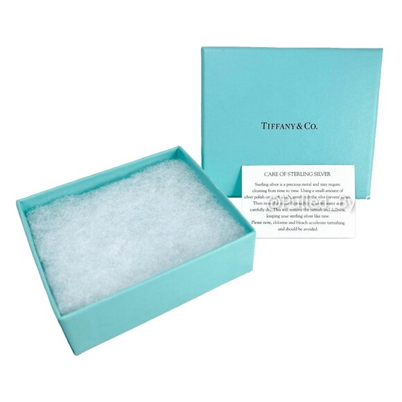 TIFFANY & CO. Classic Robins Egg Blue Jewelry Box (Approx. 4" x 4" x 1.3") - Picture 1 of 15